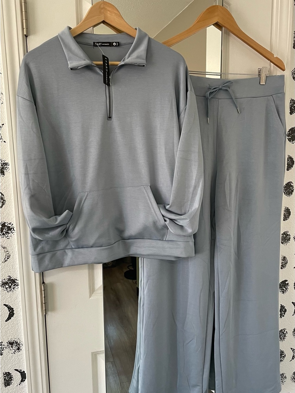 DailyLook Half-Zip Lounge Set in Light Blue Size XL